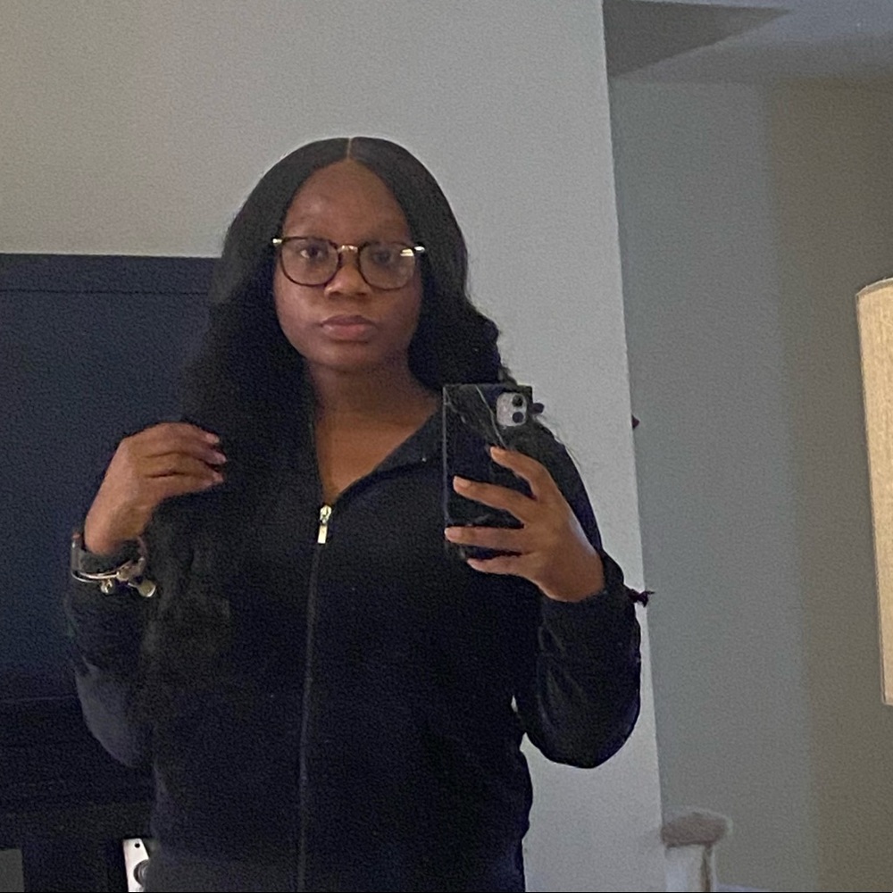Meet your Posher, Aniya